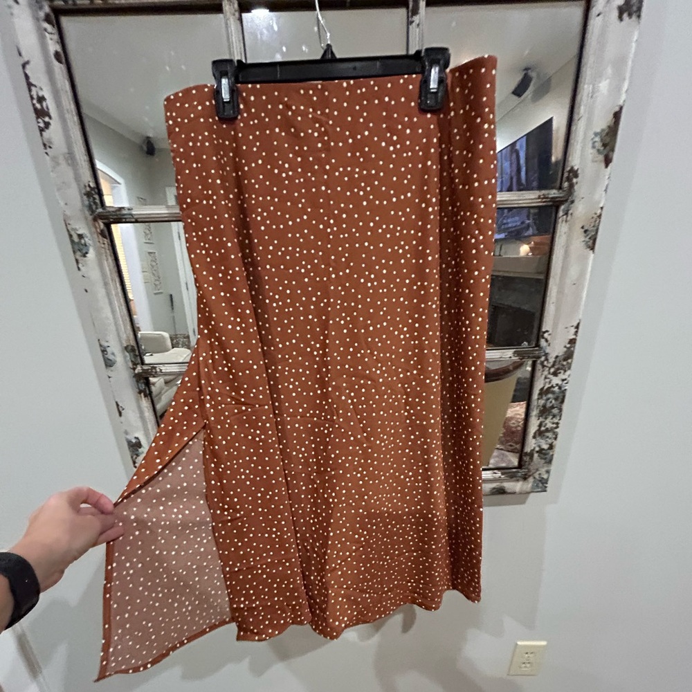 A New Day Brown and White Polka Dot skirt. Large. Used.